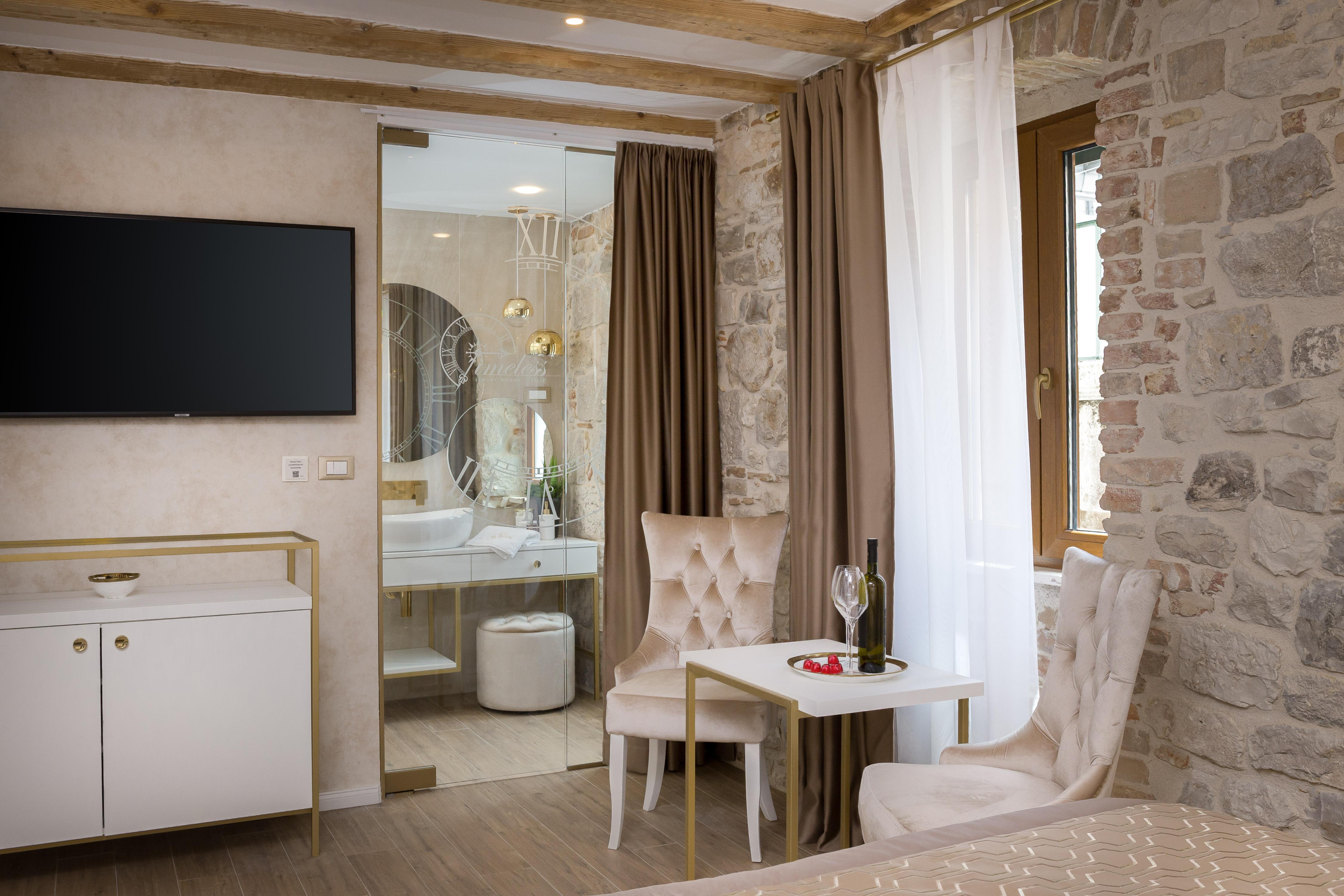 Le Premier Luxury Acomodação com café da manhã  4*