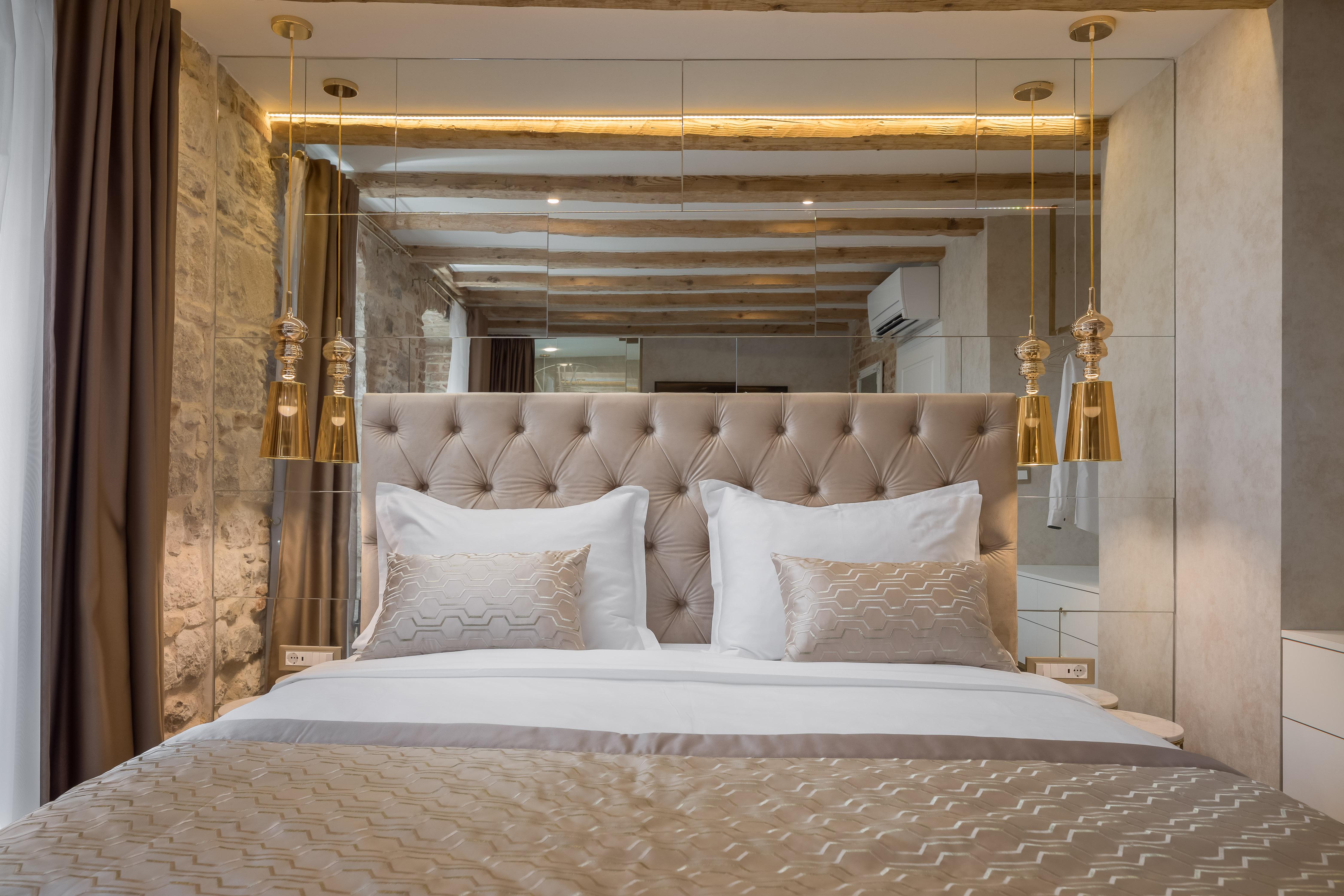 Le Premier Luxury Split