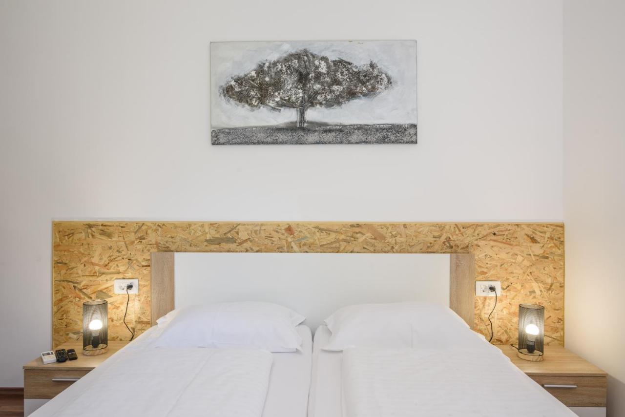In Meta Mate Hotel Split