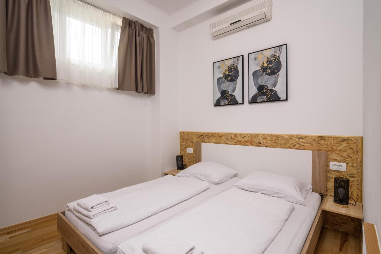 Hotel In Meta Mate 3*