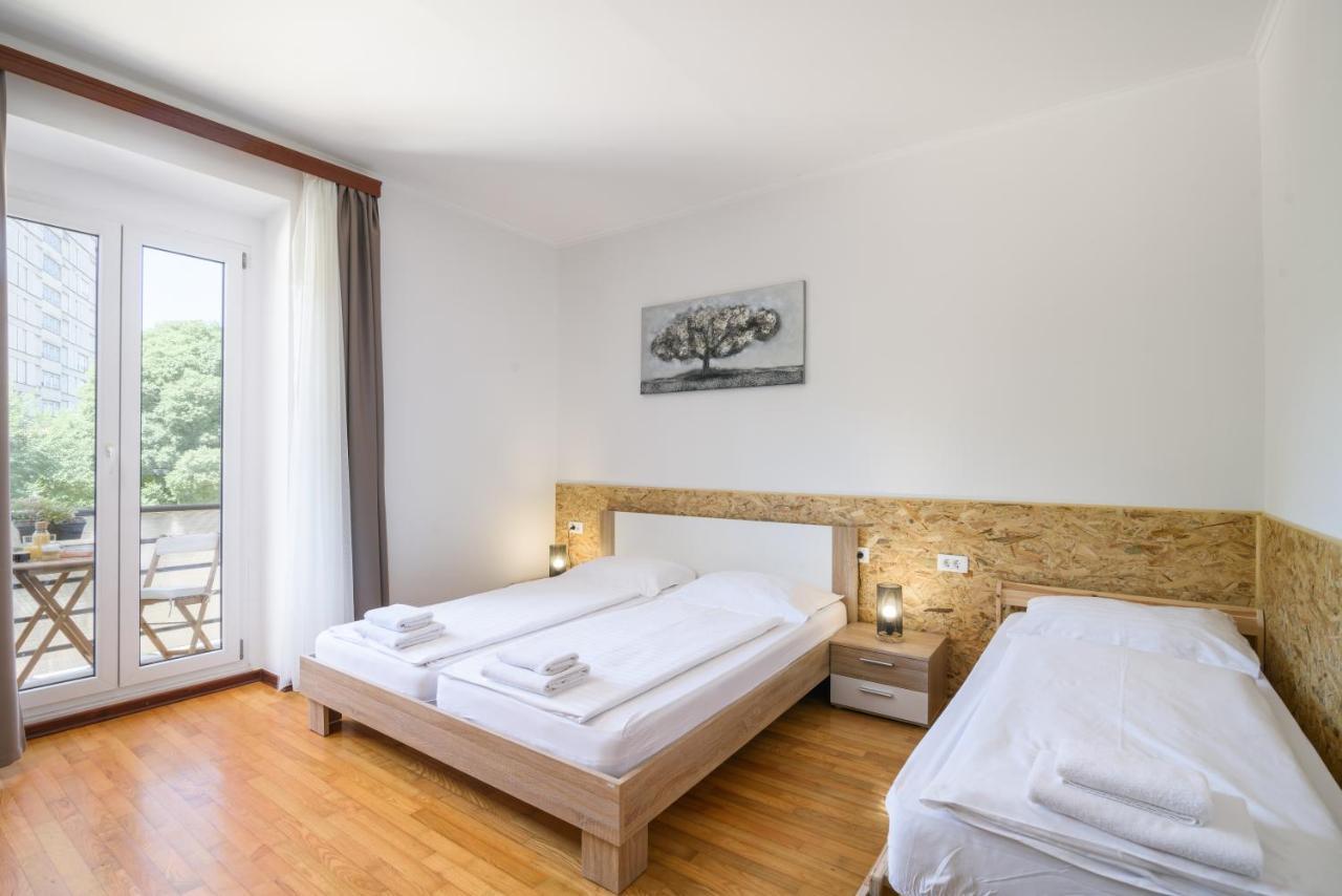 Hotel In Meta Mate 3*