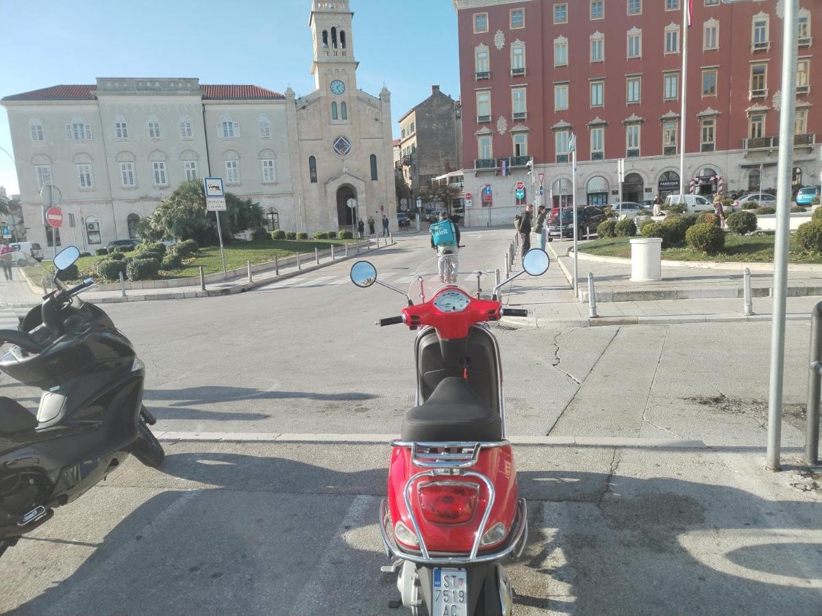 Vespa & Jacuzzi Apartamento