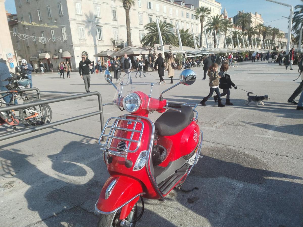 Vespa & Jacuzzi Apartamento Split
