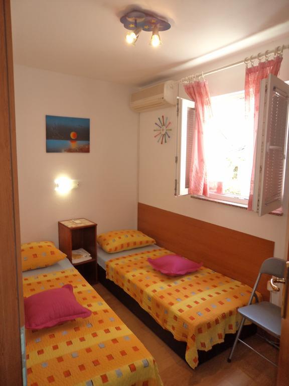 Guest house The Palm Split