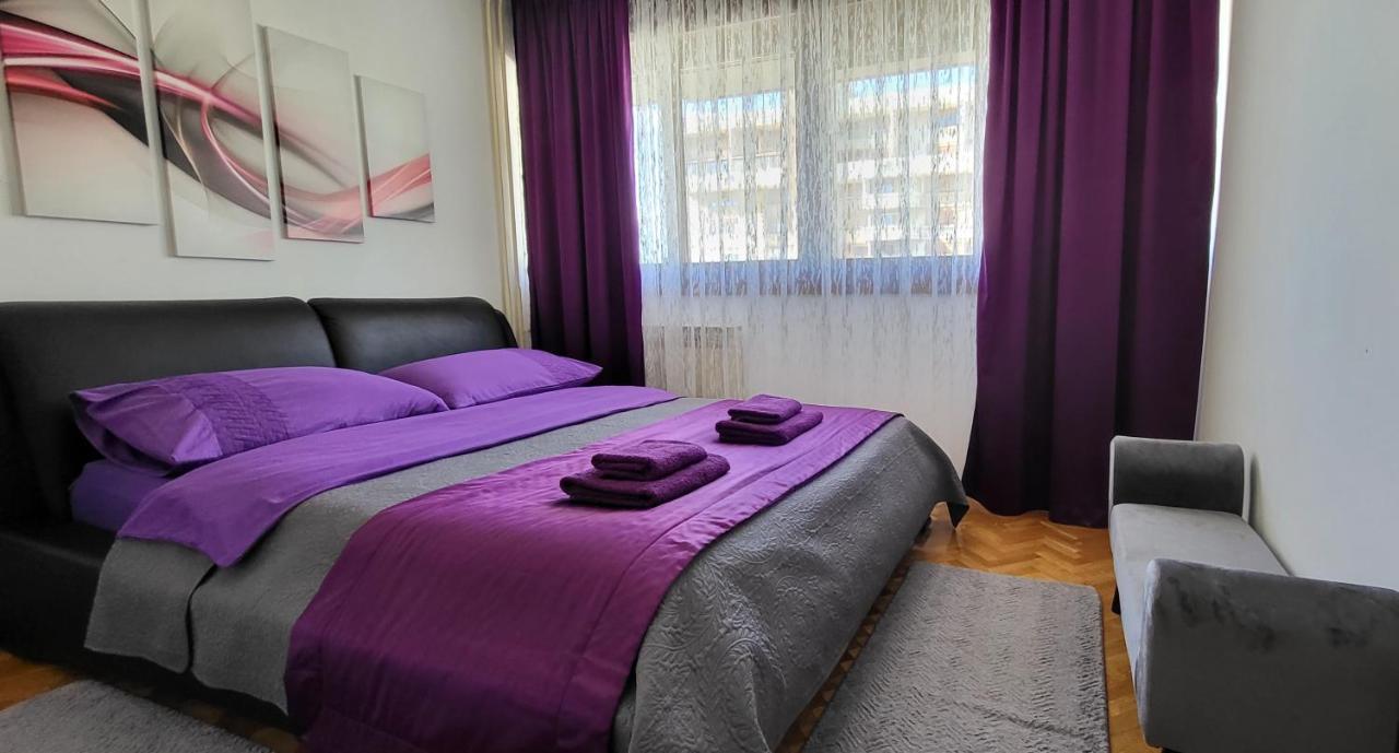 Amber S Podzemnom Garazom Split