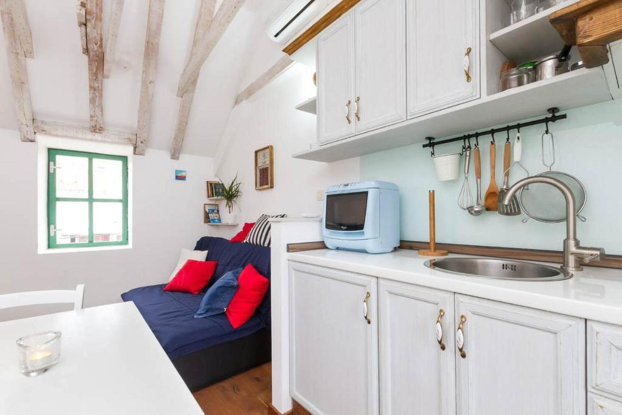 Apartment Charming Little House In Center
