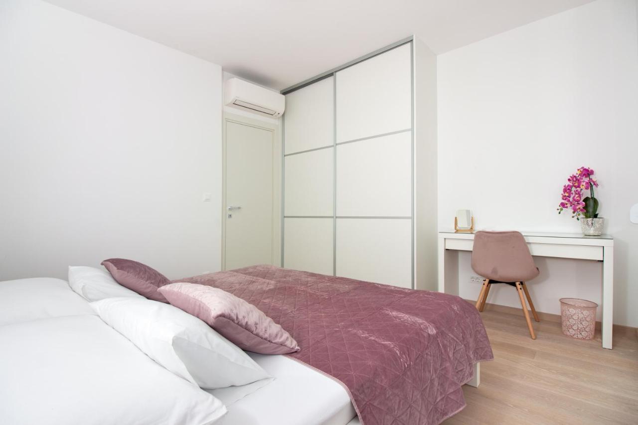 Sky Di Mare - Free Private Garage Apartman *