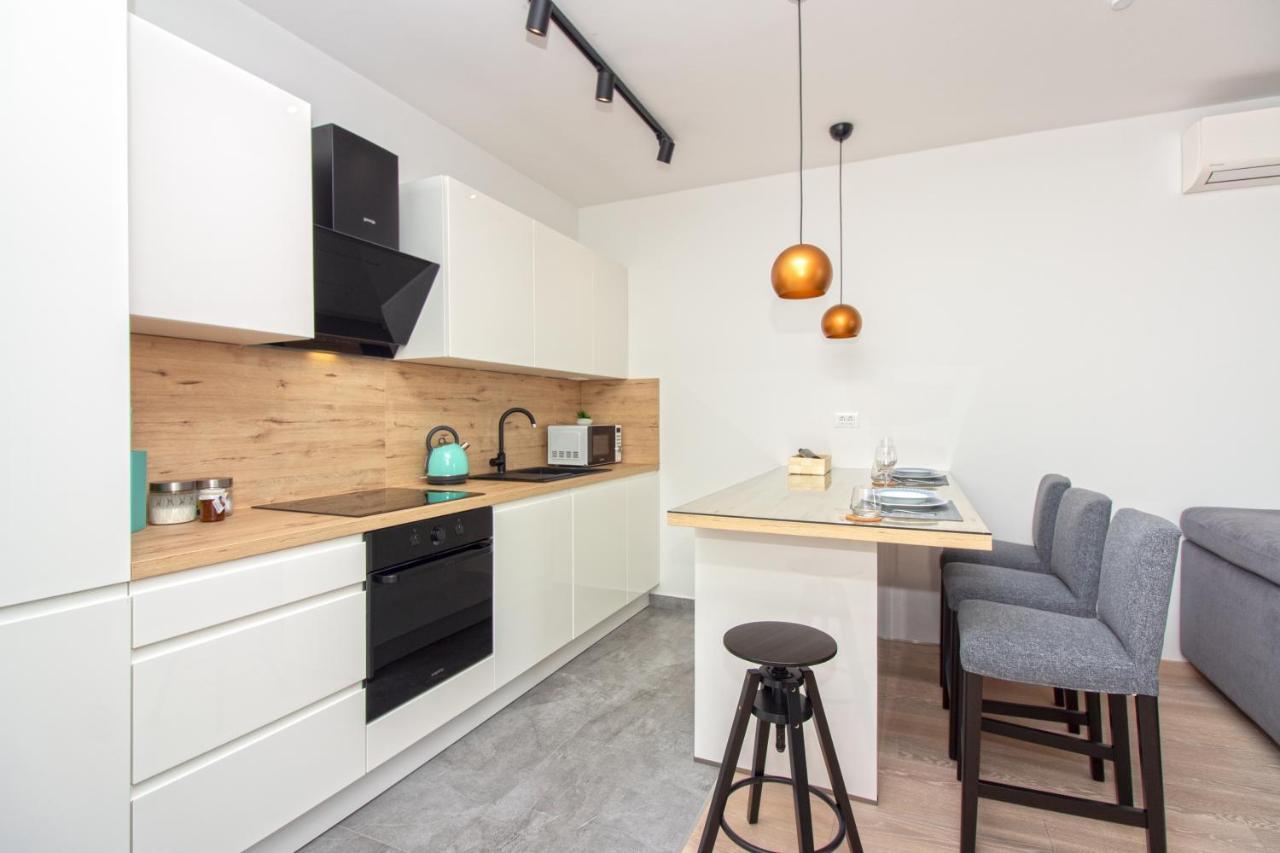 Sky Di Mare - Free Private Garage Apartman Split