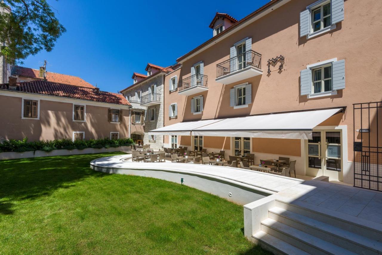 Calma Luxury 4*