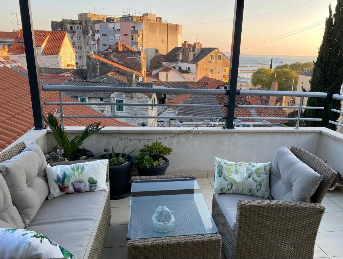 Dome Apartment *