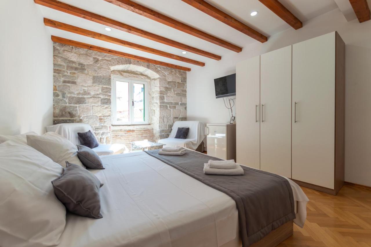 Camenno Apartments-the Heart Of Diocletian's Palace-open Winter! *