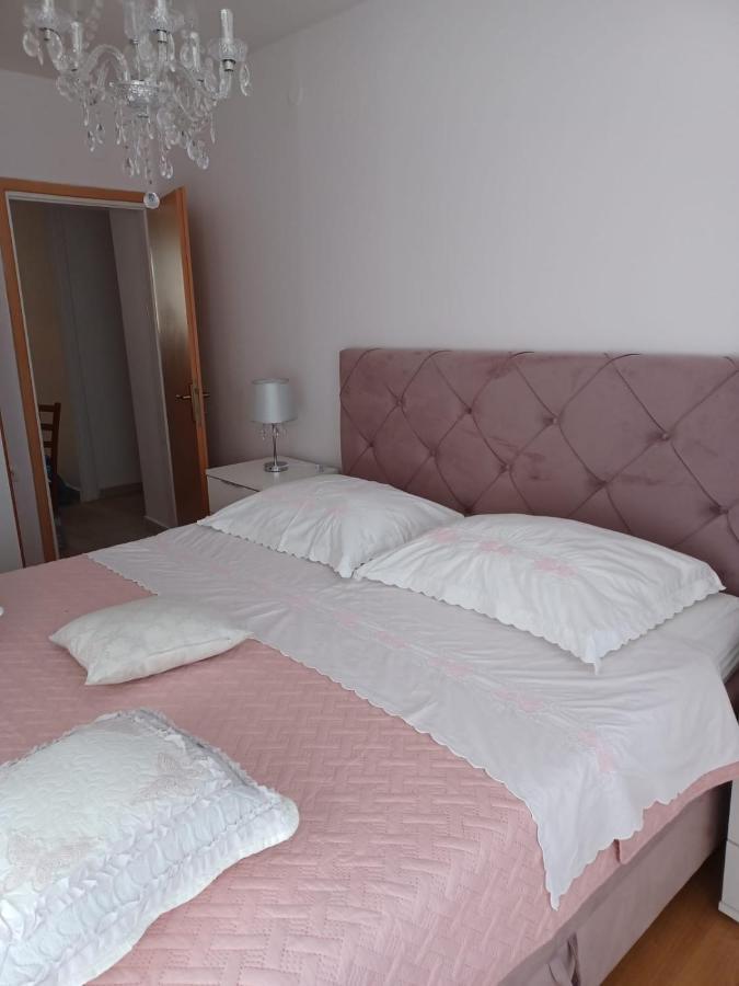 Apartment Vestibul