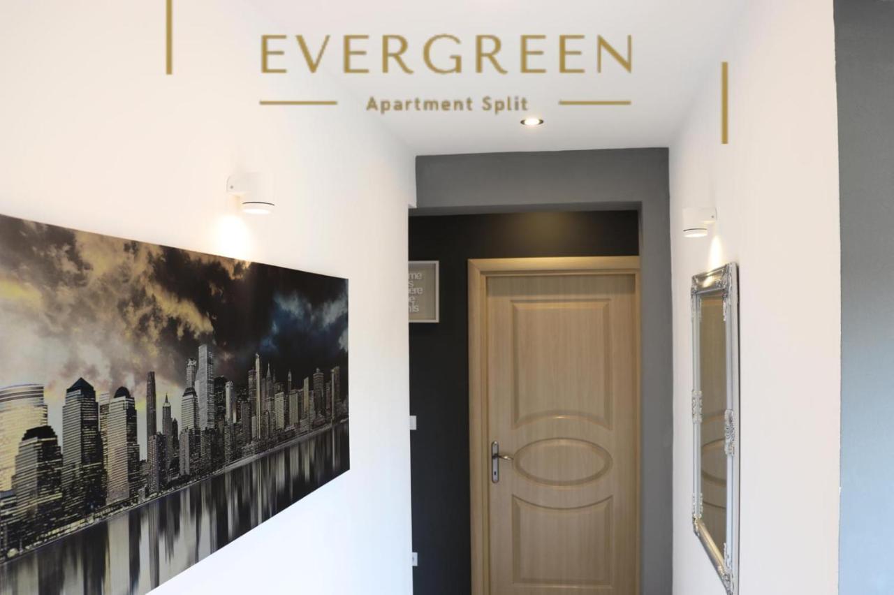 Evergreen Apartment *