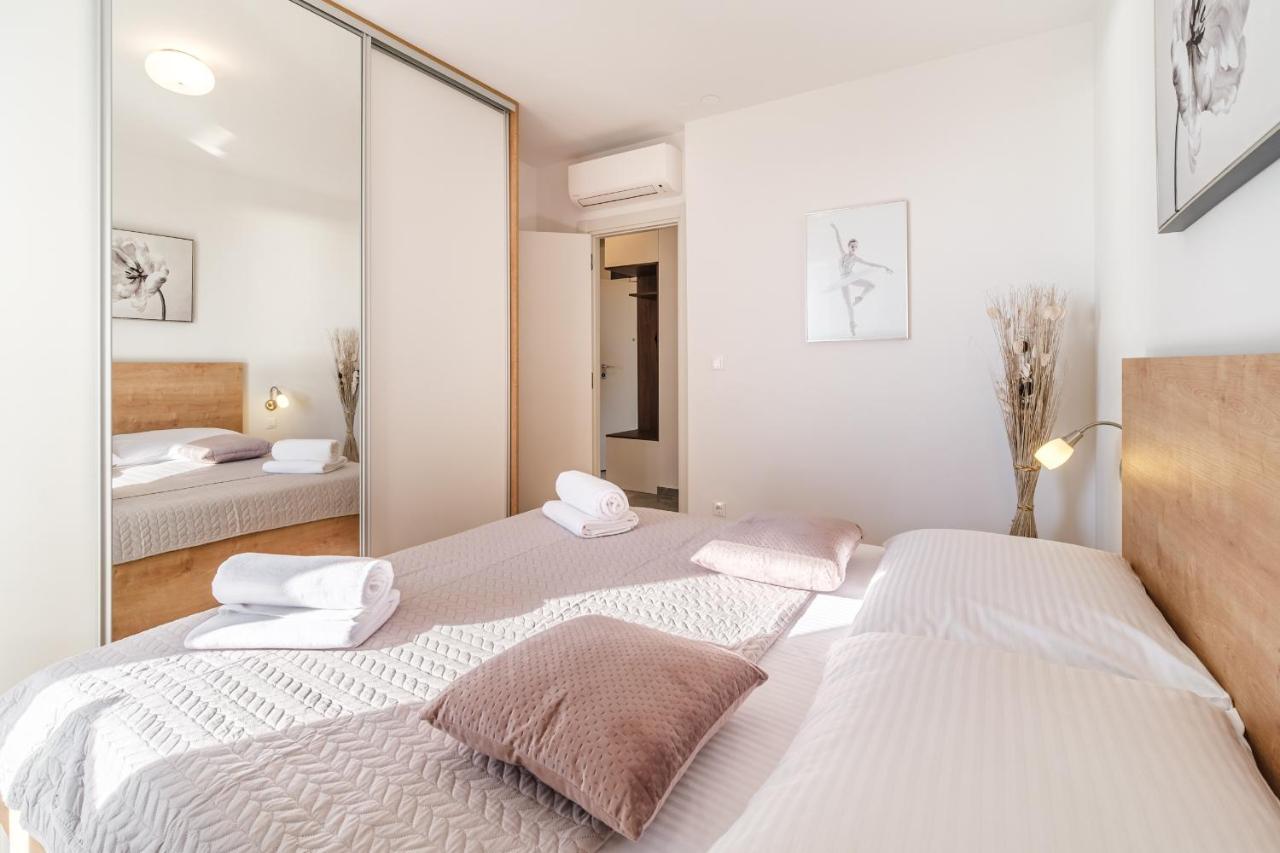 Golden View 8 Apartman