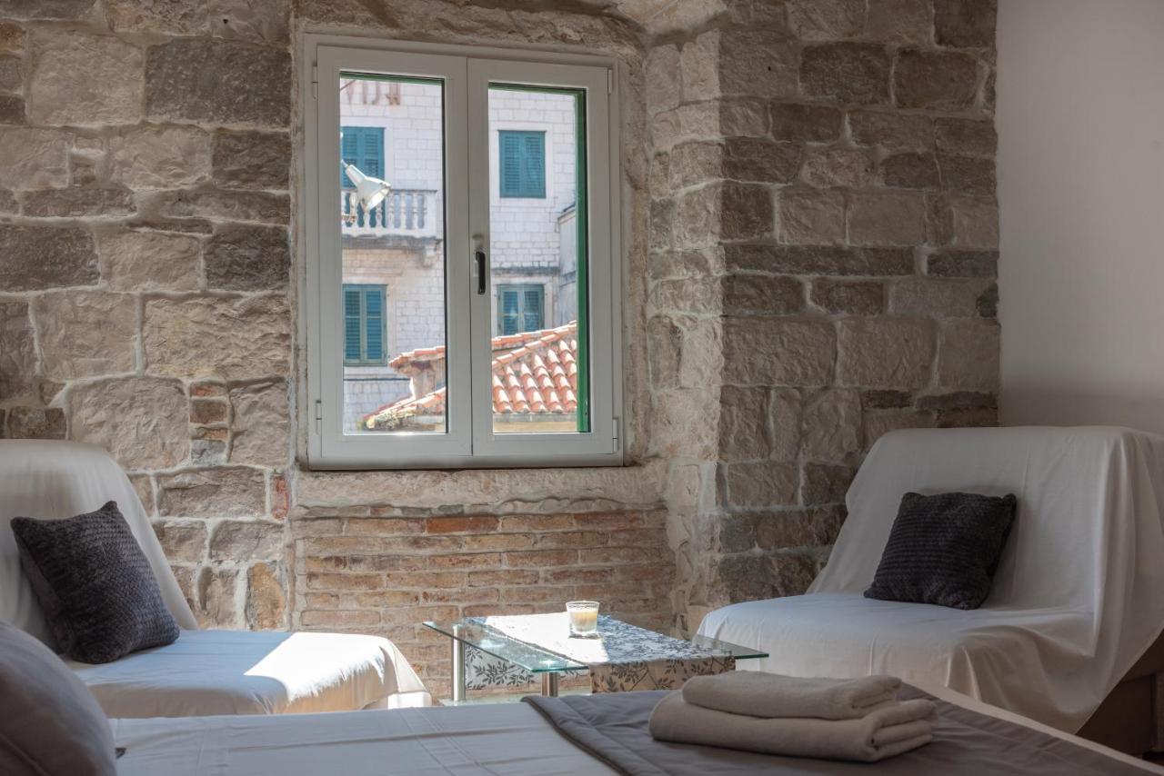 Camenno Apartments-the Heart Of Diocletian's Palace-open Winter! Split