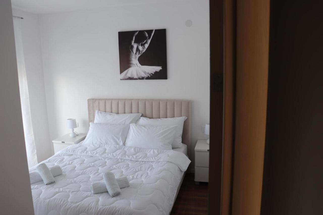 Evergreen Apartment *