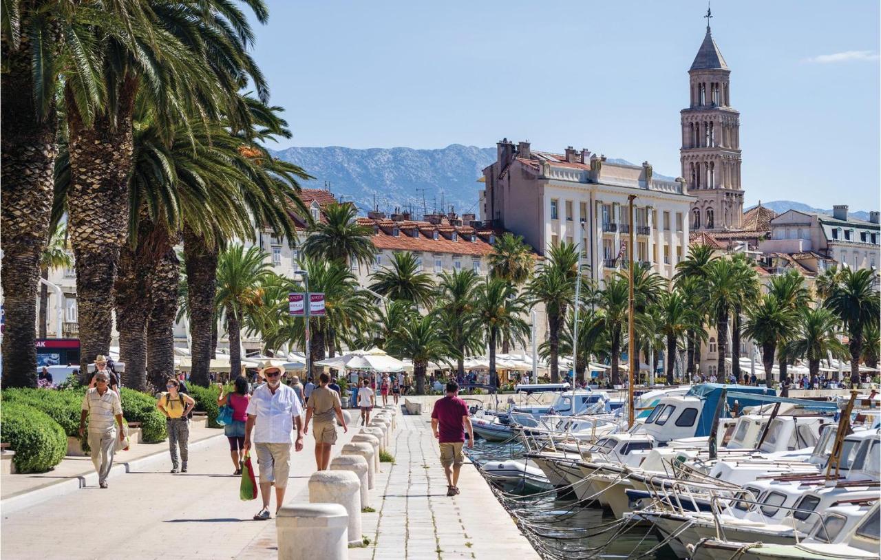 Nice Apartment In Split With Wifi