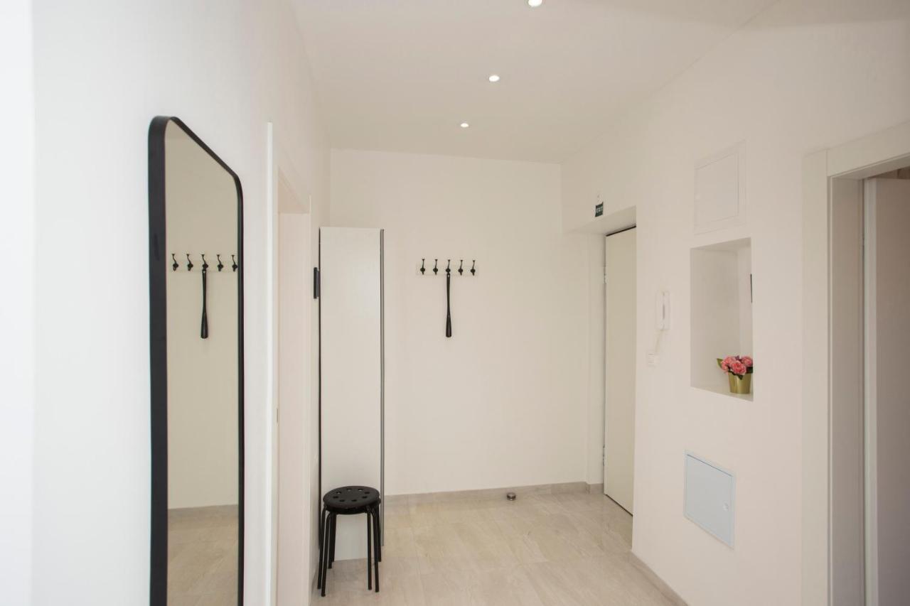 L&s Superior With Balcony And Parking - Excellent Location Within Walking Distance Of Diocletian's Palace And Bacvice Split