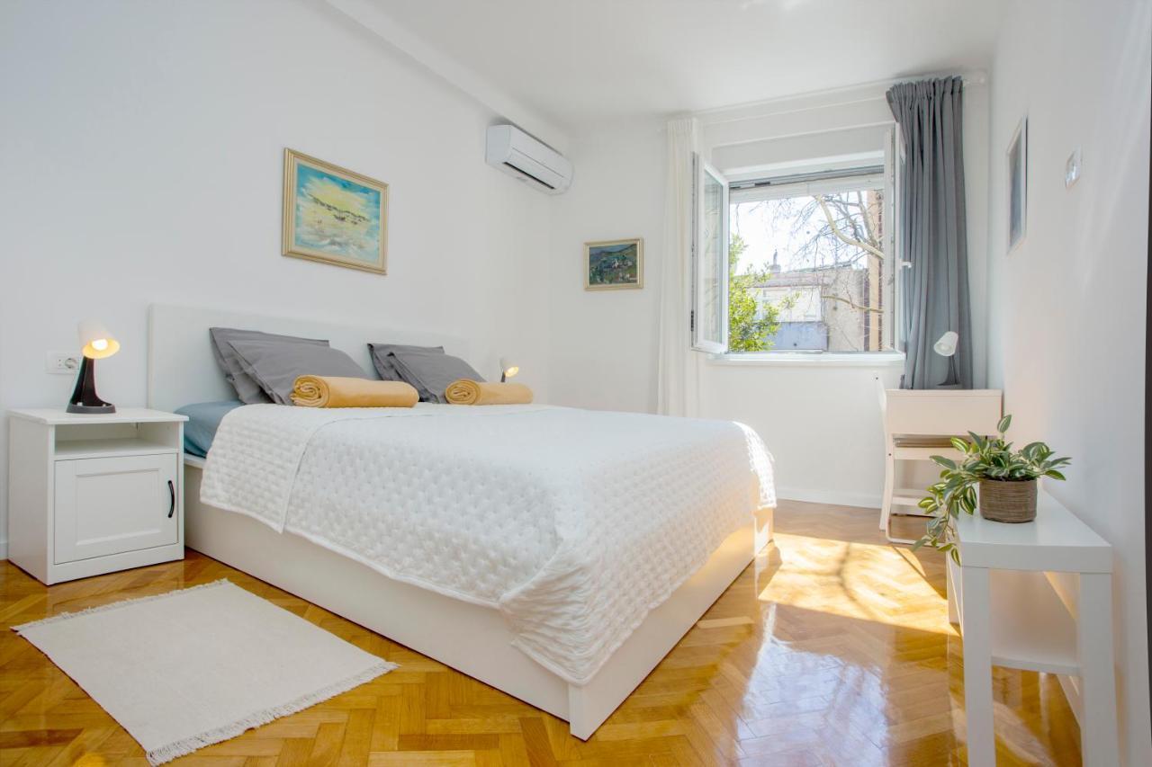 L&s Superior With Balcony And Parking - Excellent Location Within Walking Distance Of Diocletian's Palace And Bacvice Apartment Split