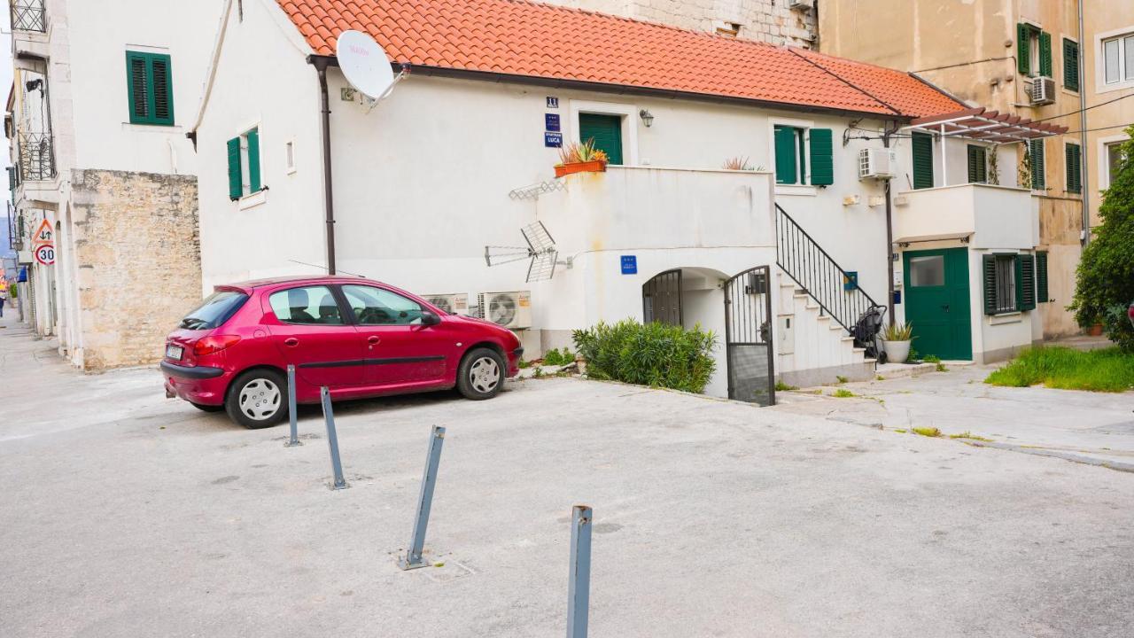 Bliss With Free Parking Apartment *