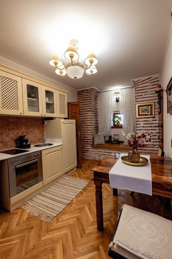Porta Orientalis Apartman *