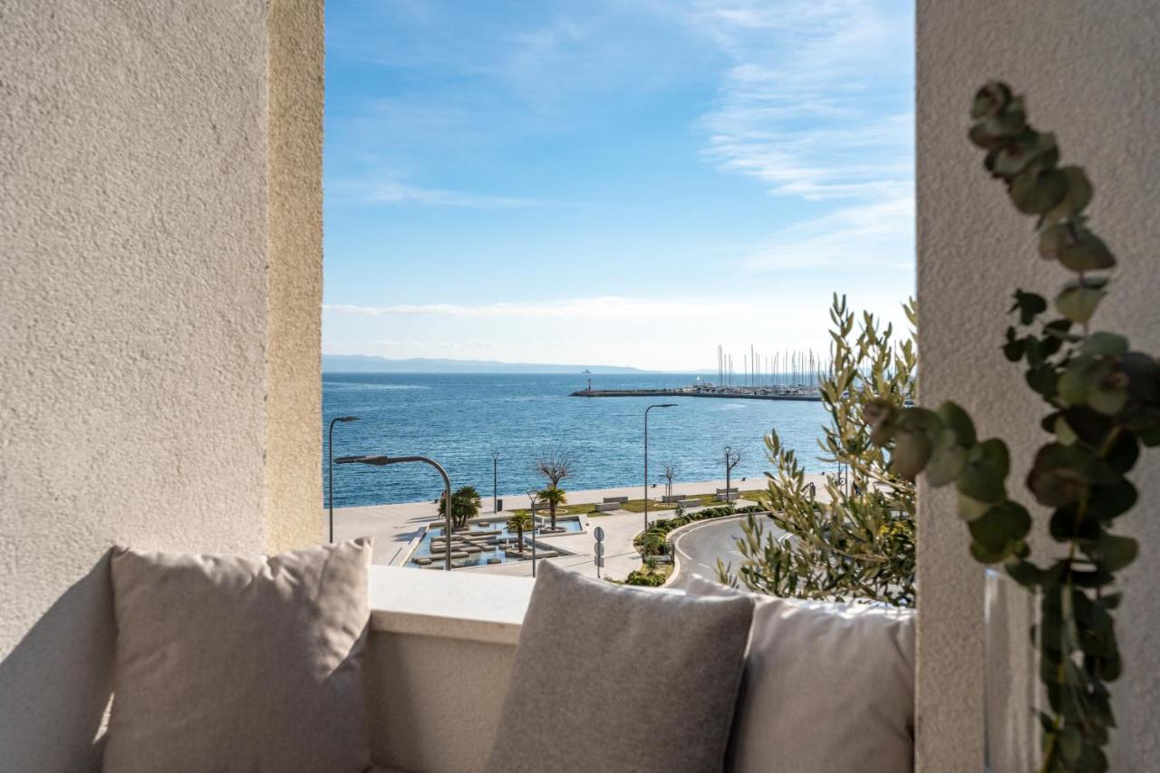 Architect's Seafront Flat *