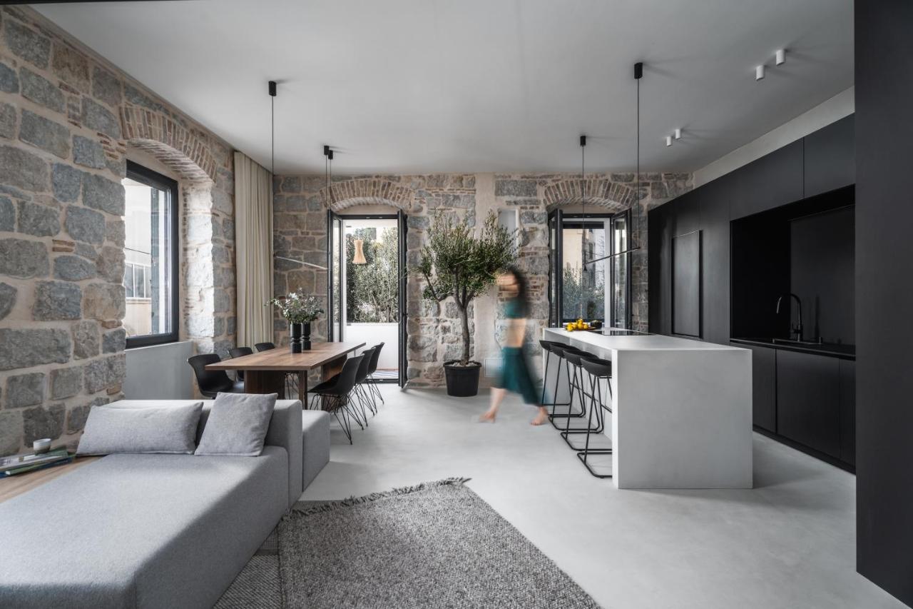 Apartment Architect's Seafront Flat *