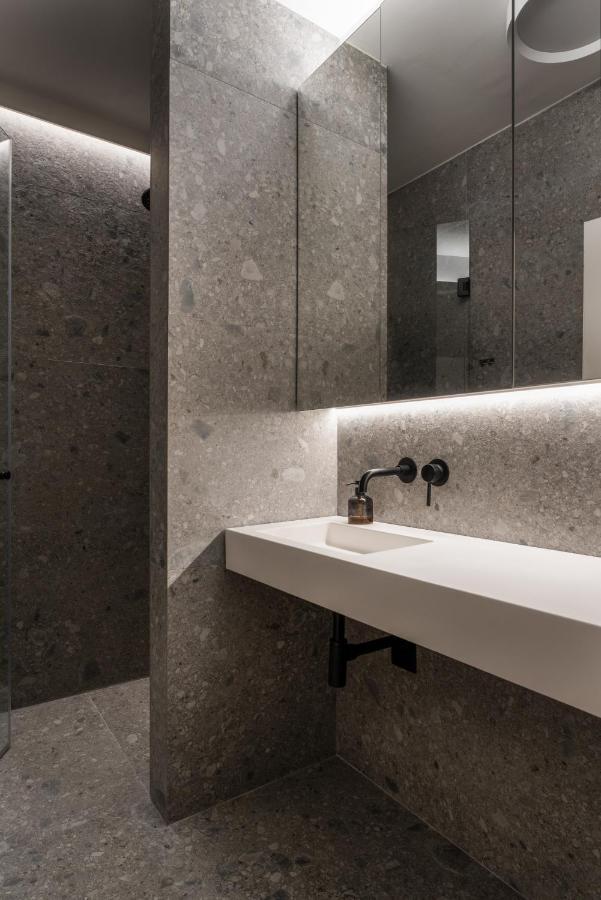 Architect's Seafront Flat Apartment Split