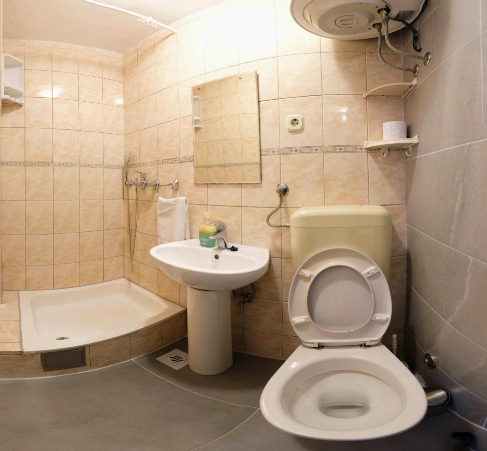 Periko Guest house