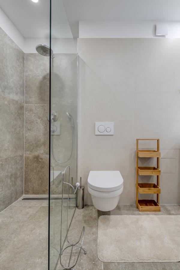Lori Apartman Split