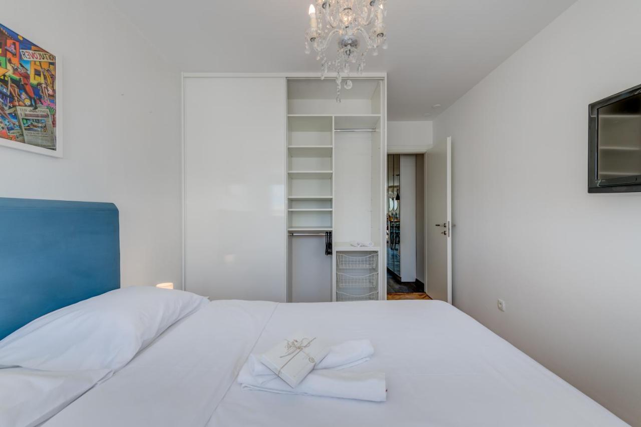 Lori Apartman
