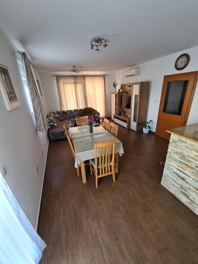 Ljubo Apartment Split
