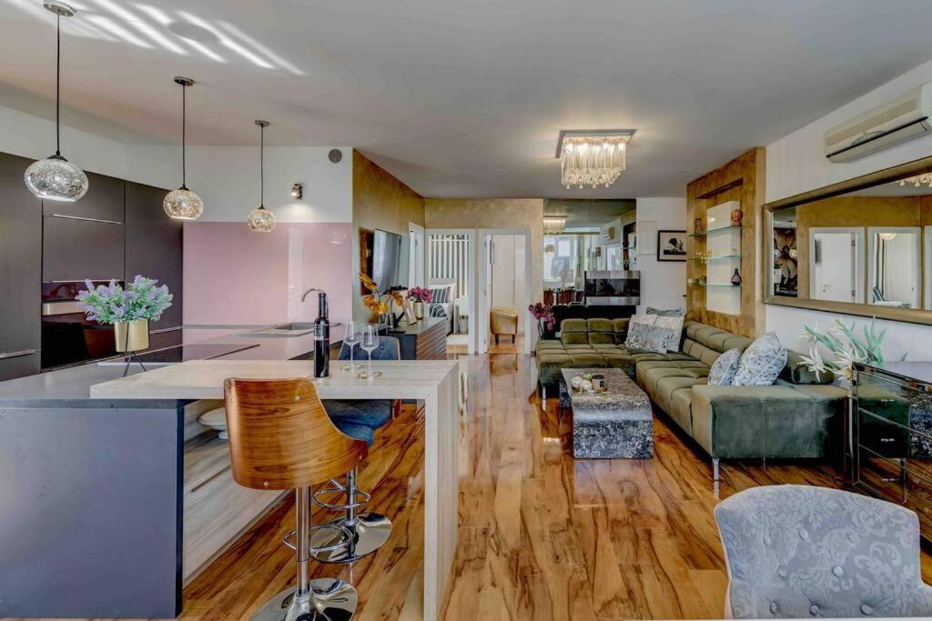 Apartman Spacious Lux Split