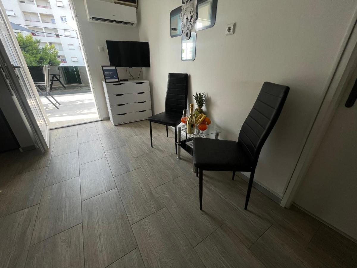 Matijas, 3 Bedroom With Terrace And Parking * Split
