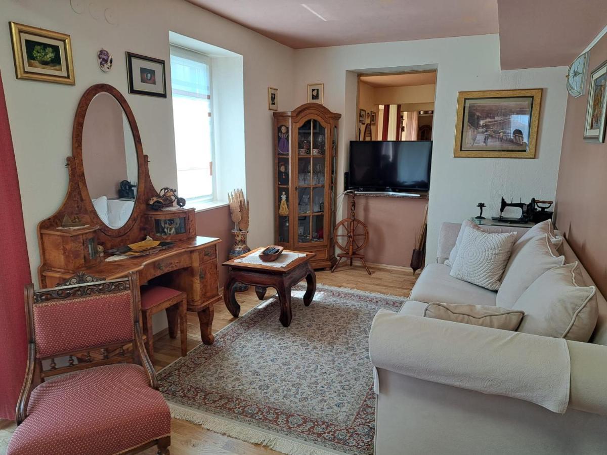 Apartment Bella Sanja *