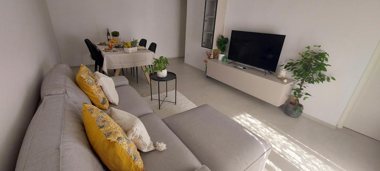 Apartment Mint *