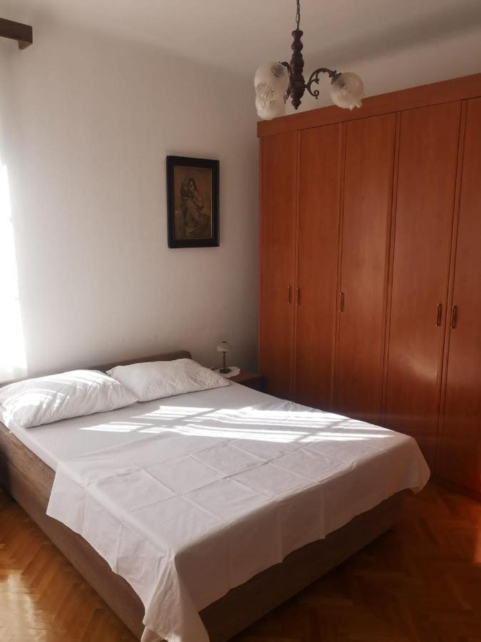 Tranquil Urban Escape Apartman *