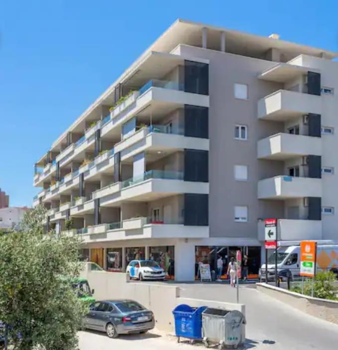 N&b Apartment