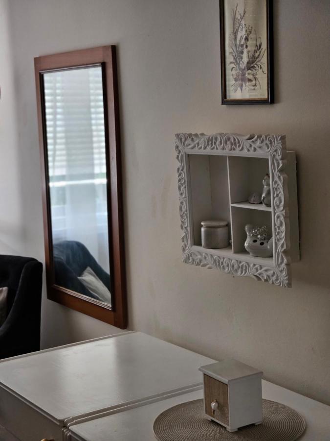 Quiet 2br Apt