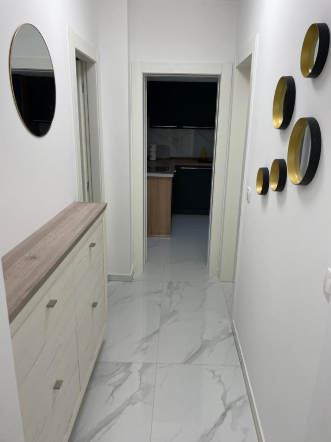 Naomi 2 Apartment