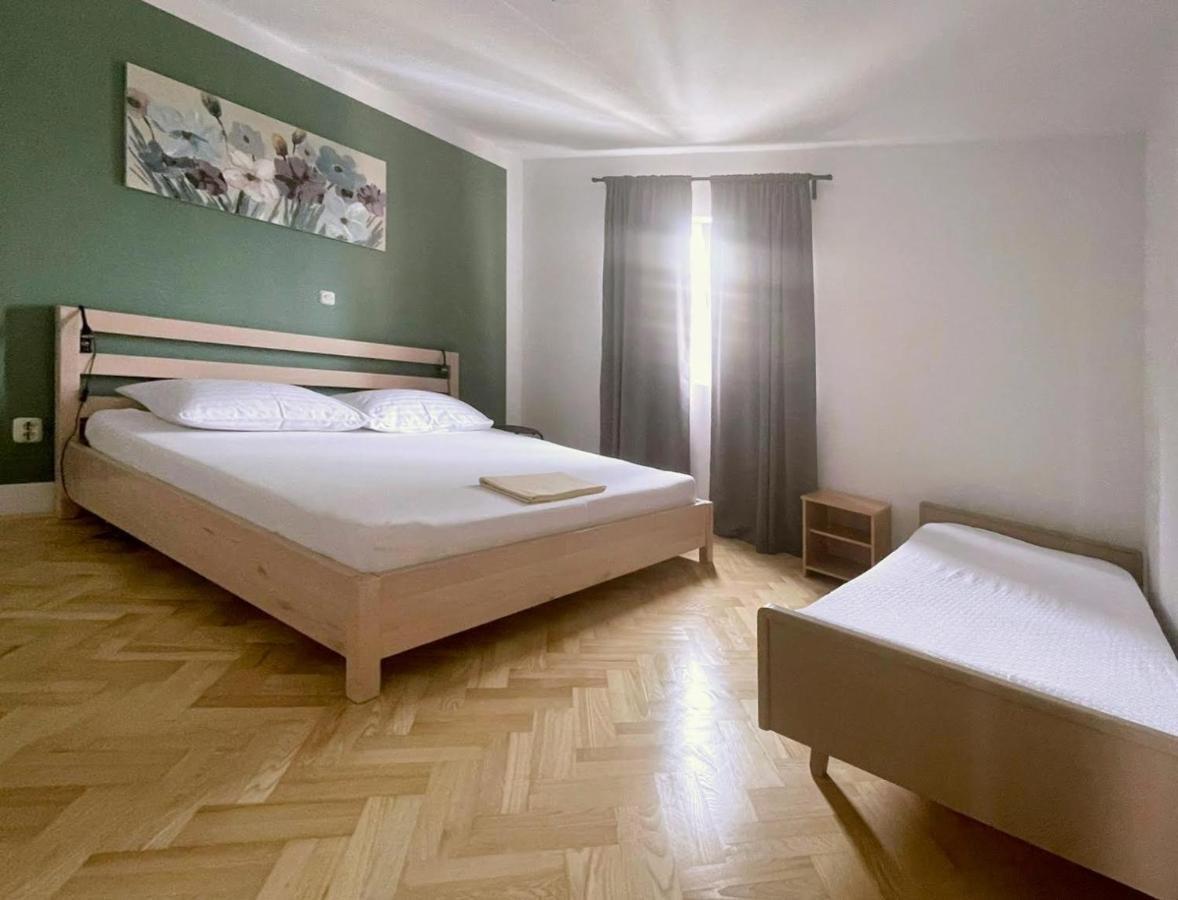 Apartment Lo Seaview Haven Split