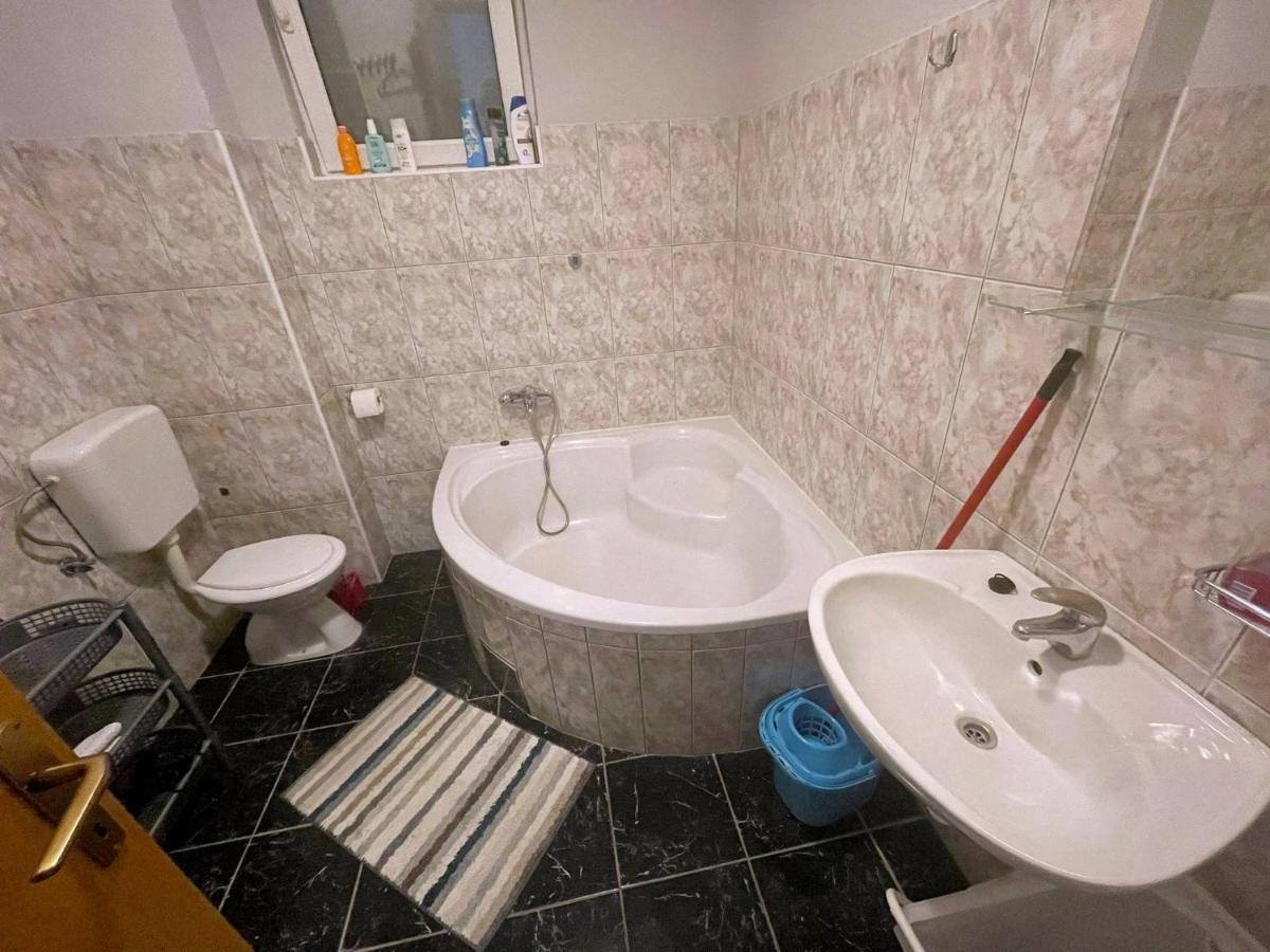 Lo Seaview Haven Apartment Split