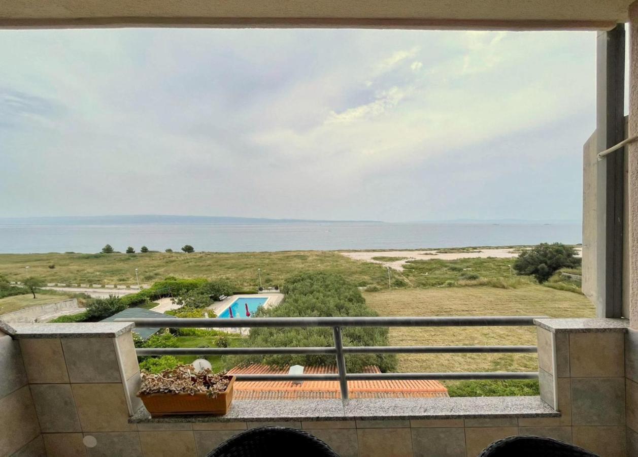 Apartment Lo Seaview Haven