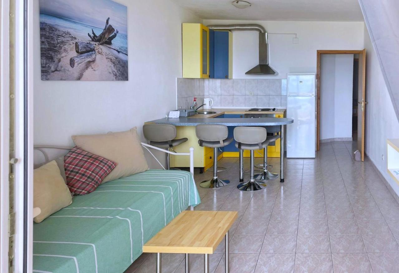 Apartment Lo Seaview Haven Split