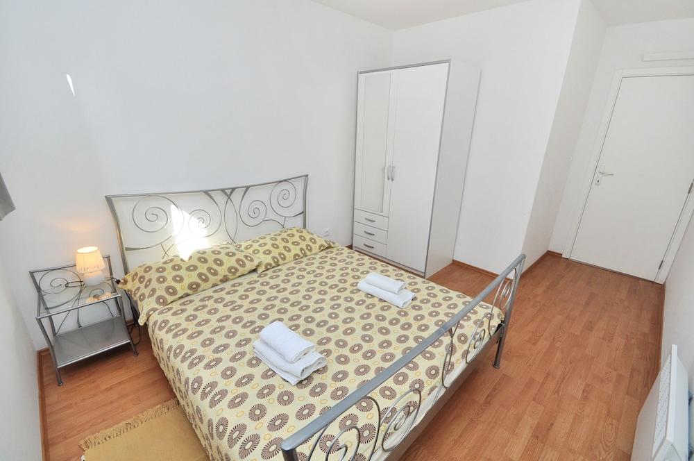 Adriatic Queen & Apartment Split