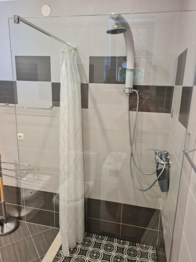 Quiet In A Private House - Close To Center, Parking, Pet Friendly