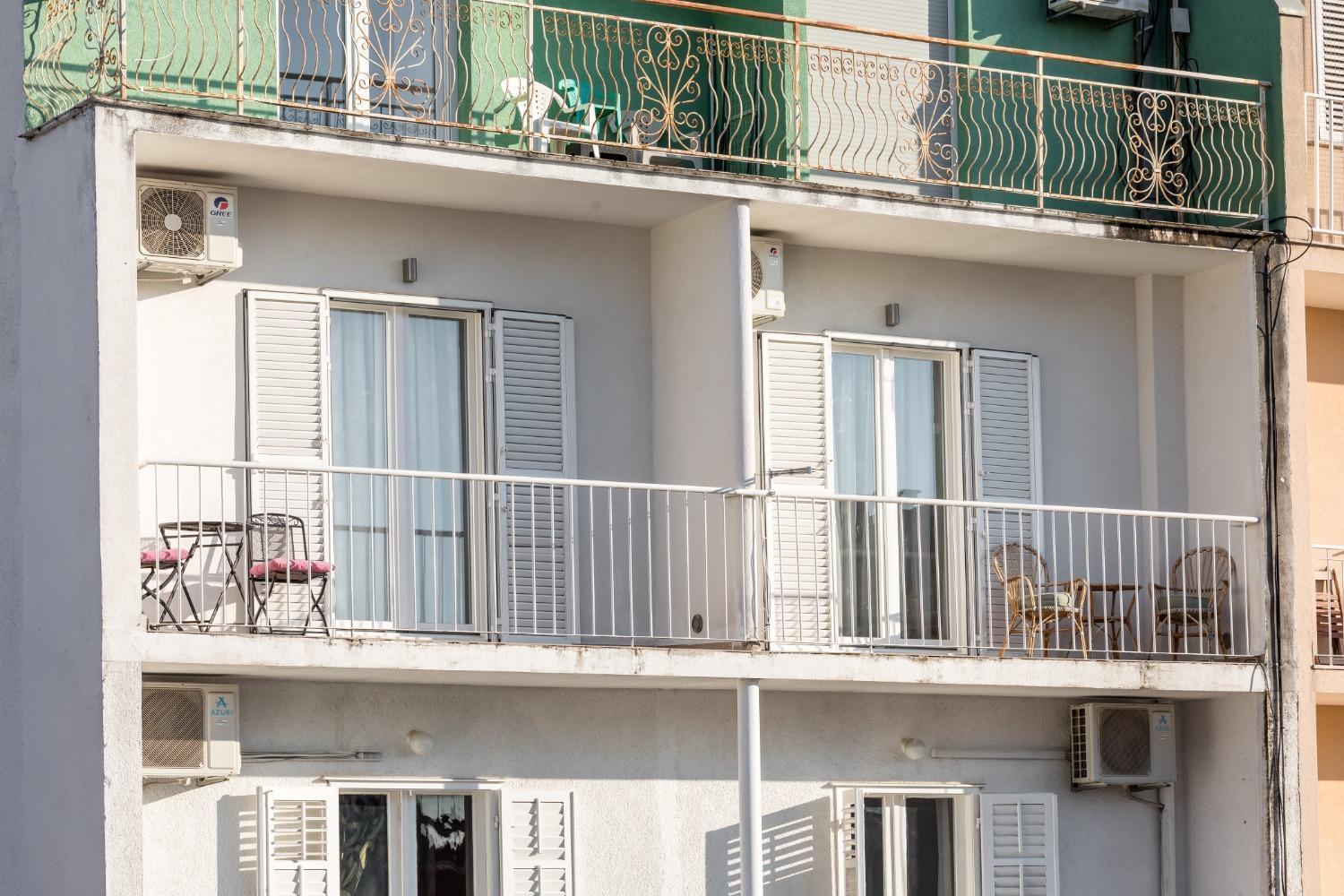 Neven Apartment Split
