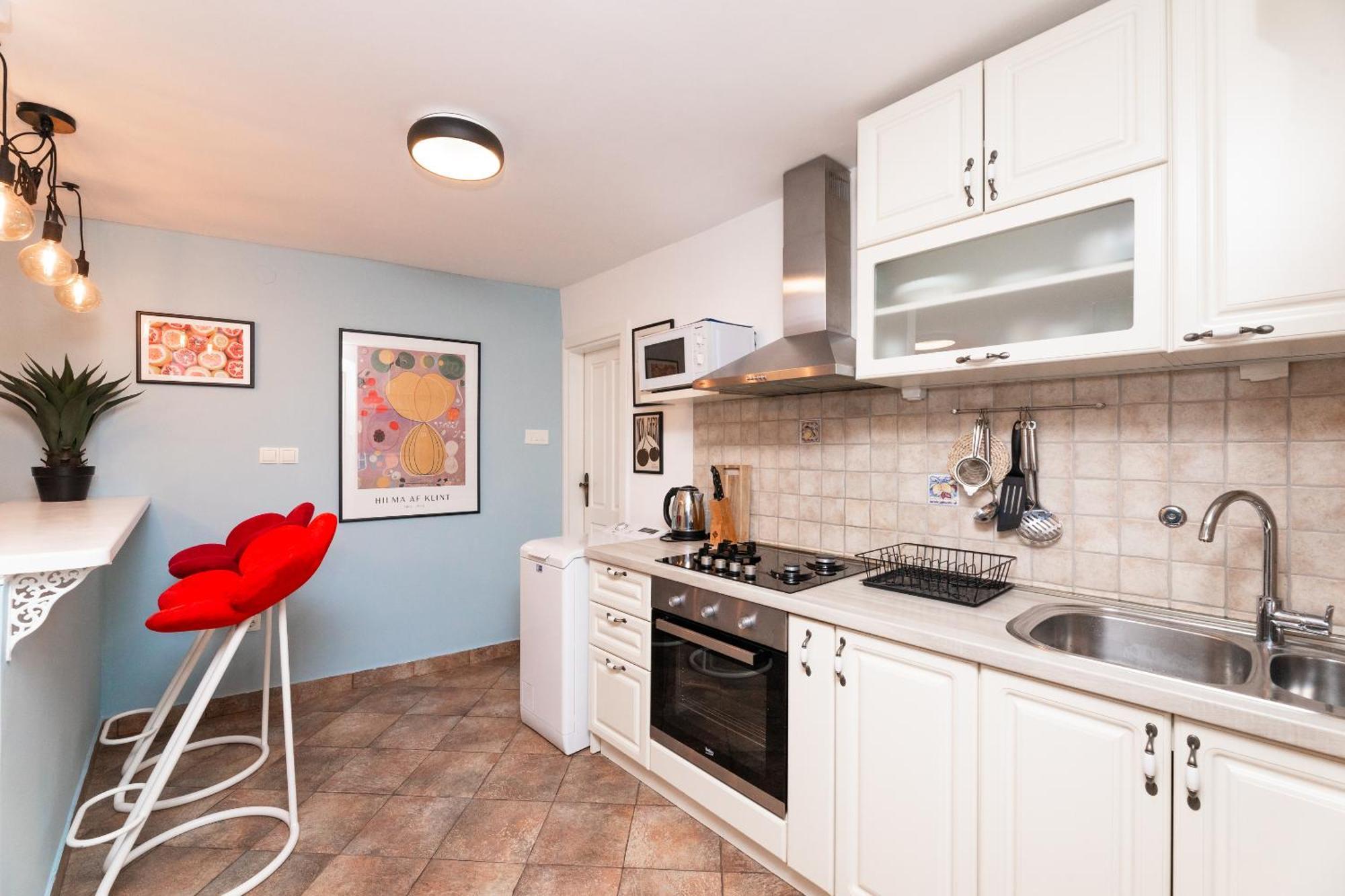 Apartment & Split-two Different Units!