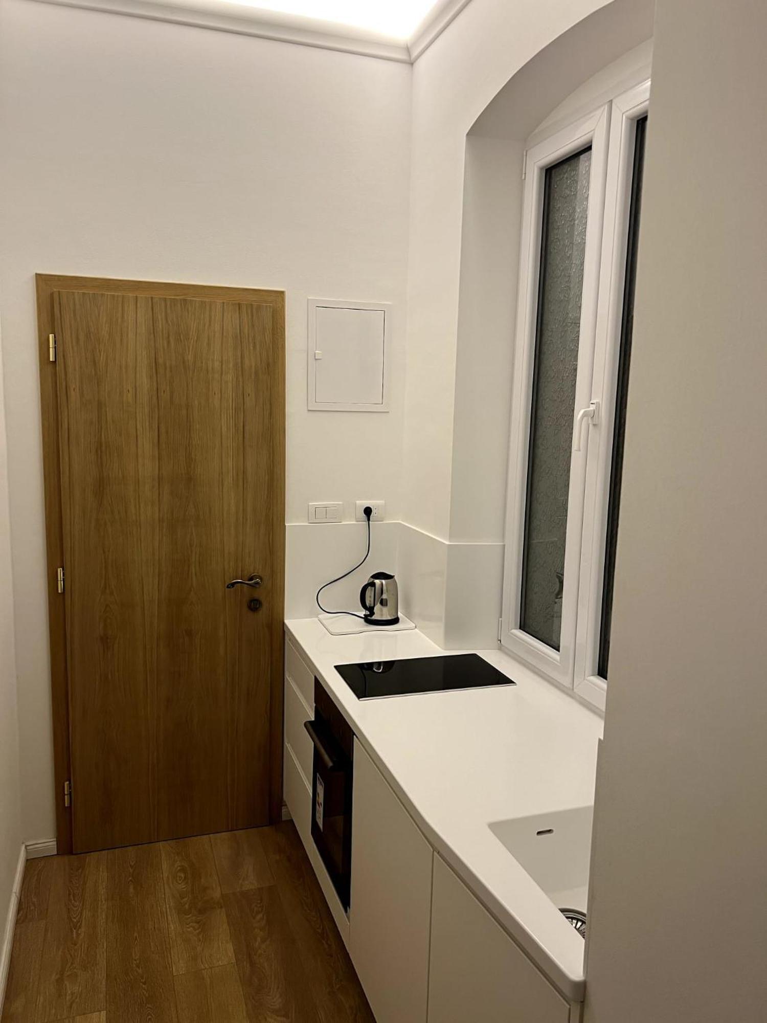 Luxury In The Center Of - Maniva Guest house 4*