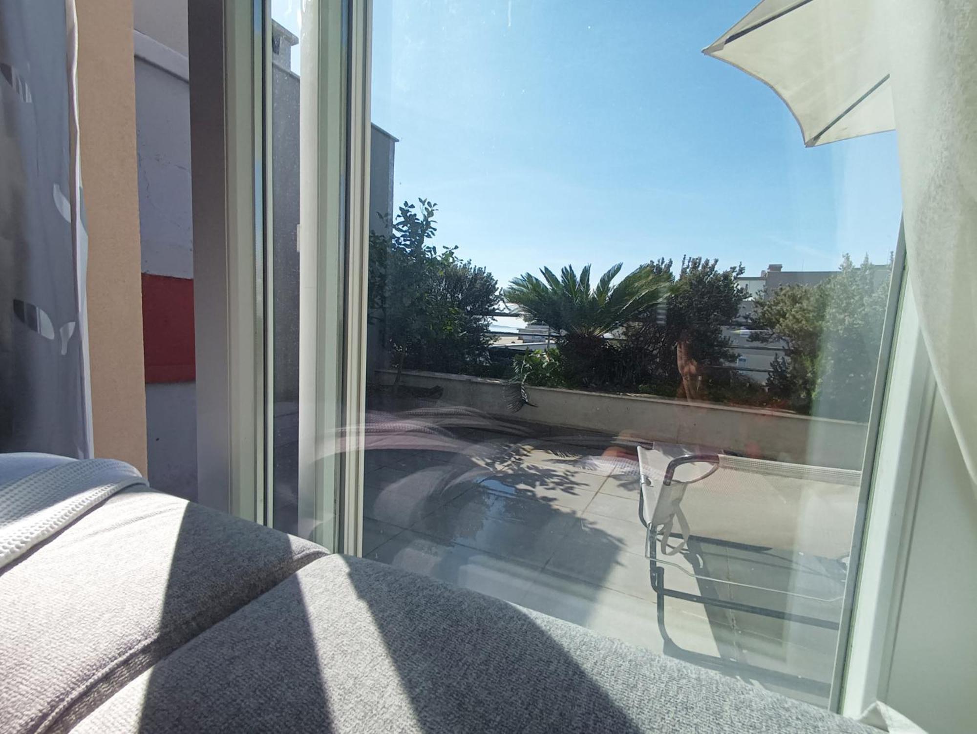 Sea View Znjan Apartment *